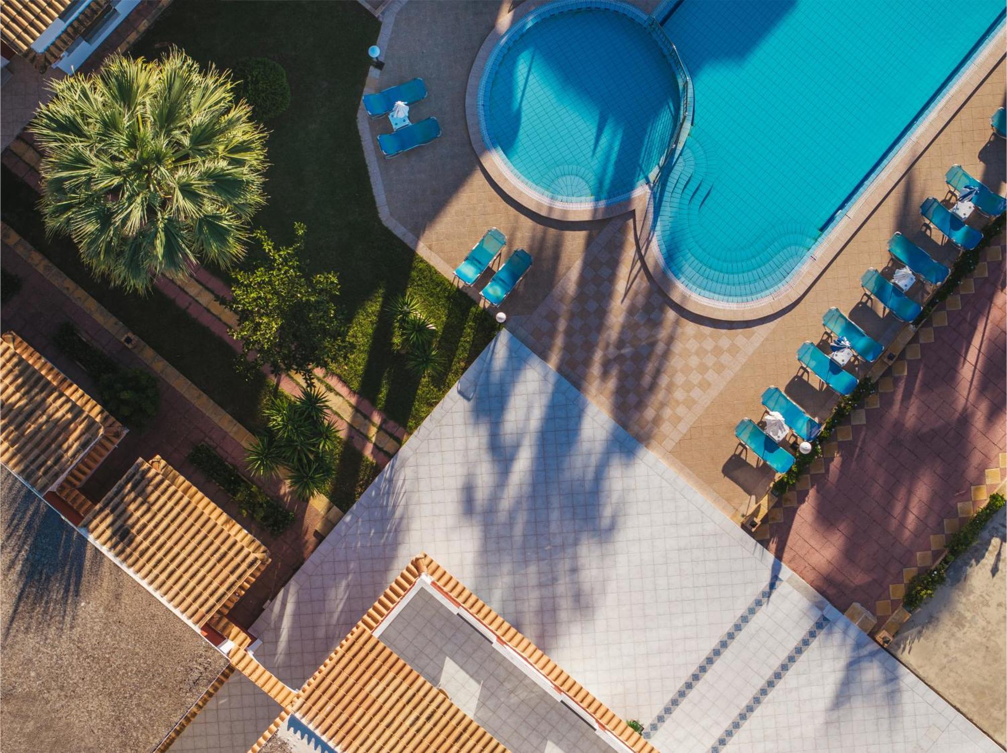 Yakinthos Hotel Лаганас Экстерьер фото